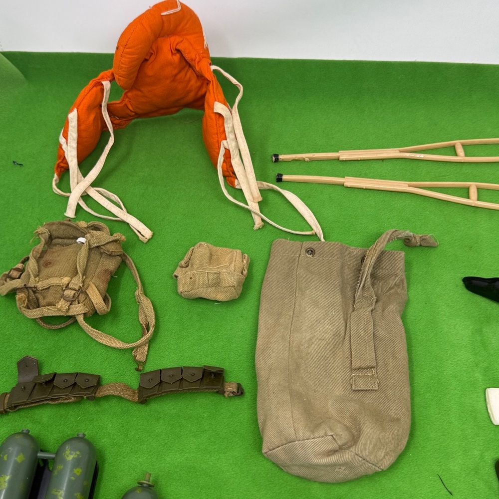 Vintage GI Joe Accessories - Picture 2 of 16